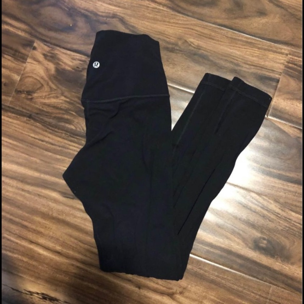 Lululemon aligns size 4, 25” length